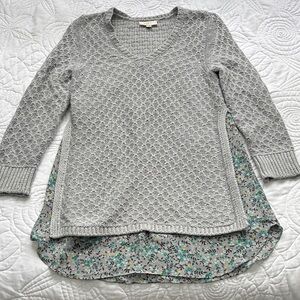 LOFT Heather Gray Knit Top